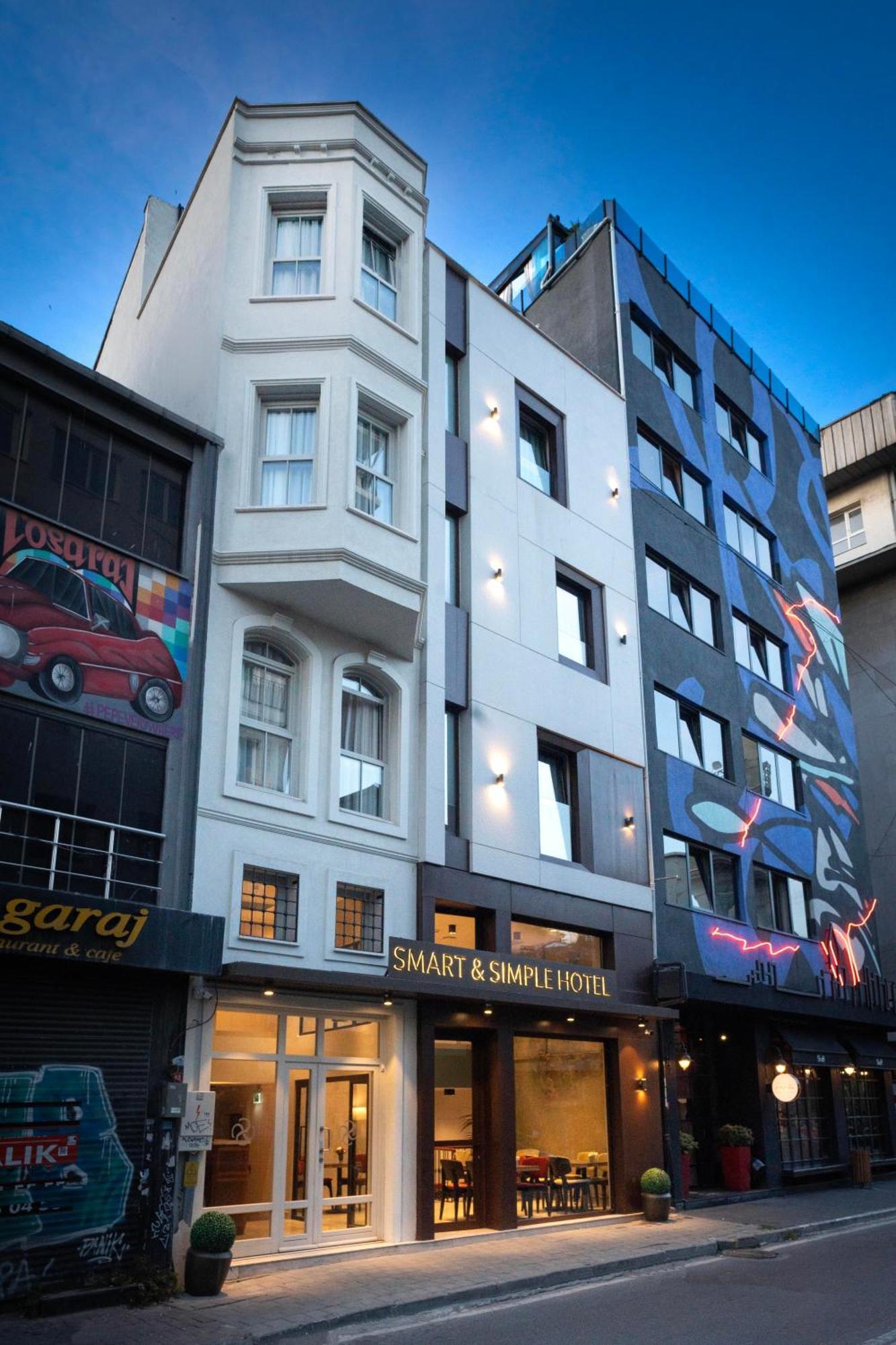 Smart And Simple Hotel Karakoy Istanbul Exterior foto
